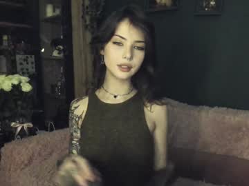 Bmwm5f90 Chaturbate stream image from January 08, 2025