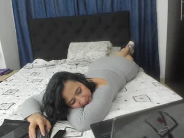 _Emma_Loyd_ Chaturbate stream image from January 08, 2025
