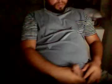 Fernandinho945 Chaturbate stream image from January 08, 2025