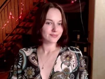 Katekvarforth Chaturbate stream image from January 08, 2025