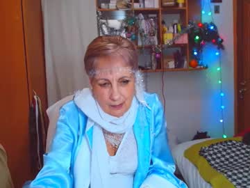 Kira9476 Chaturbate stream image from January 08, 2025