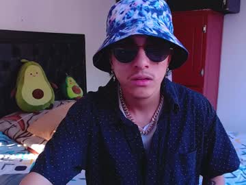 Lunay_Gutierreez Chaturbate stream image from January 08, 2025