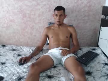 Noah_Roberts_ Chaturbate stream image from January 08, 2025