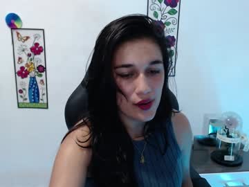 Alyssaxr Chaturbate stream image from January 08, 2025