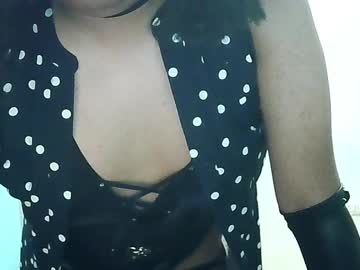 Rosabells Chaturbate stream image from January 08, 2025