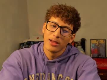 Ivano_Jones Chaturbate stream image from January 08, 2025
