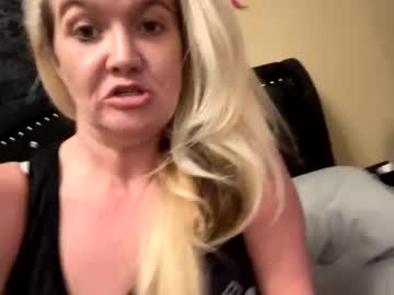 Mistydawnchisholm1111 Chaturbate stream image from January 08, 2025
