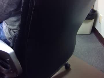 Useemie Chaturbate stream image from January 08, 2025