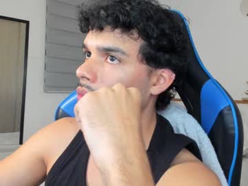 Mateoleone Chaturbate stream image from January 09, 2025
