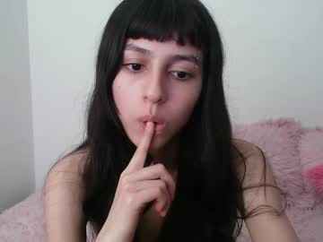 Paulainblue Chaturbate stream image from January 09, 2025