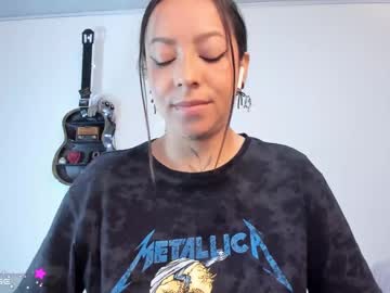 Kayleemt_ Chaturbate stream image from January 09, 2025