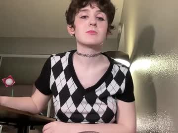 Evermoore_24 Chaturbate stream image from January 09, 2025