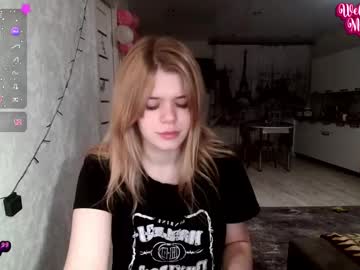 Glossy_Girl_1 Chaturbate stream image from January 09, 2025