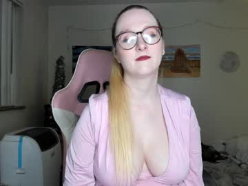 Audreyalien Chaturbate stream image from January 09, 2025