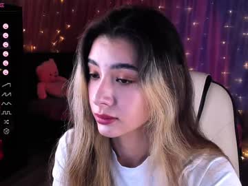 Darlabelle Chaturbate stream image from January 09, 2025