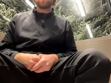 Rabbi_Poolnoodle Chaturbate stream image from January 09, 2025