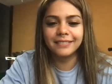Andreaisyourmisss Chaturbate stream image from January 09, 2025