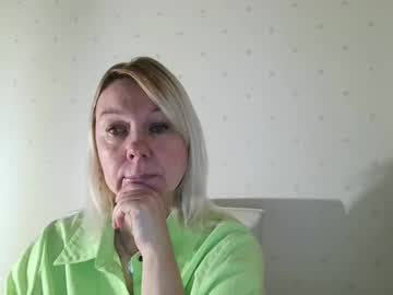 Forever_Smilex Chaturbate stream image from January 09, 2025