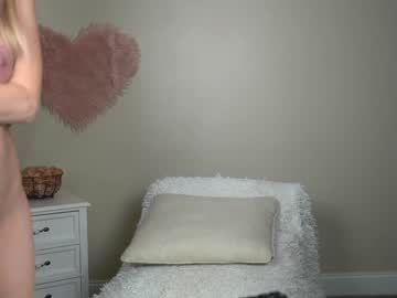 Kb3301 Chaturbate stream image from January 09, 2025