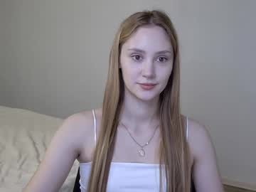 Laylla001 Chaturbate stream image from January 09, 2025