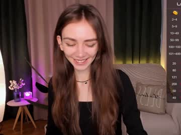 Lynettesky Chaturbate stream image from January 09, 2025