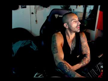 Sexymateo13 Chaturbate stream image from January 09, 2025