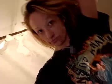Stacisavige Chaturbate stream image from January 09, 2025