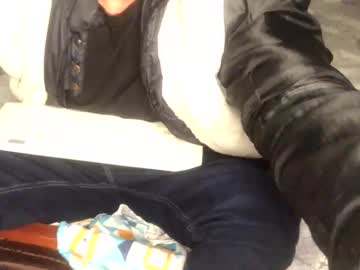 Camivaron Chaturbate stream image from January 09, 2025