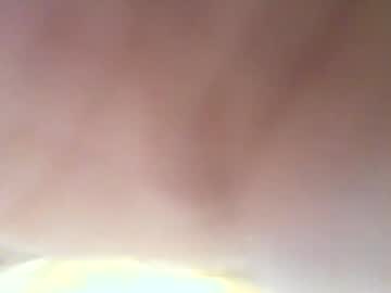 Englishguysurrey Chaturbate stream image from January 09, 2025