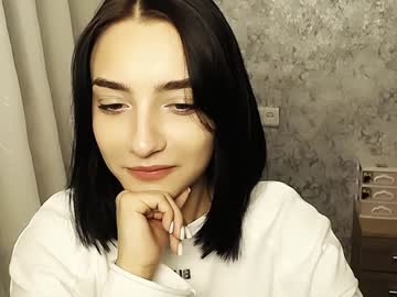 Veryveryshygirl Chaturbate stream image from January 09, 2025