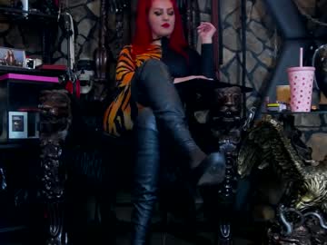 Victoriaheller Chaturbate stream image from January 09, 2025