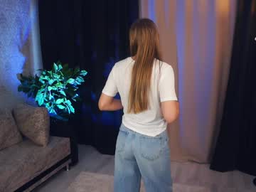 Gilliancodrington Chaturbate stream image from January 09, 2025