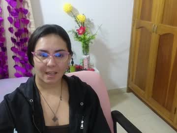 Lovely_Trix_ Chaturbate stream image from January 09, 2025