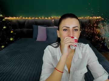 Rebecca_Diamonds Chaturbate stream image from January 09, 2025