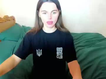 Hellen_Dias Chaturbate stream image from January 09, 2025