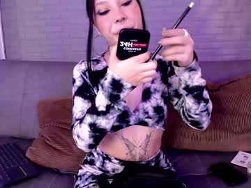 Oceanbluelee Chaturbate stream image from January 09, 2025