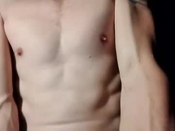 Eezzsmoke Chaturbate stream image from January 09, 2025