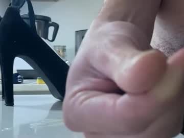 French26fit Chaturbate stream image from January 09, 2025