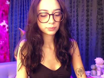 Hanaku_8 Chaturbate stream image from January 09, 2025