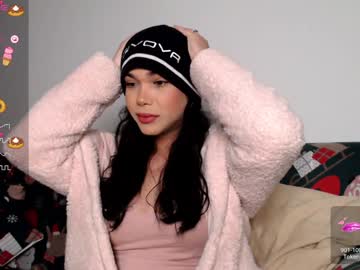 Luara_ Chaturbate stream image from January 09, 2025