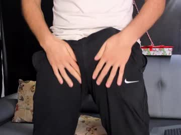 Lucca_Miller Chaturbate stream image from January 09, 2025