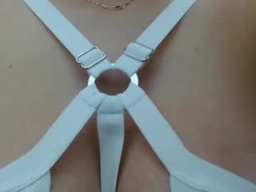 Pauliinawithyou Chaturbate stream image from January 09, 2025