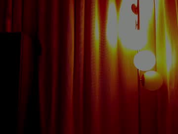 Xamixa Chaturbate stream image from January 09, 2025
