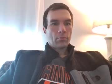 4238willb Chaturbate stream image from January 09, 2025