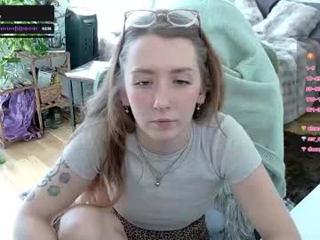 Adalinarae Chaturbate stream image from January 09, 2025