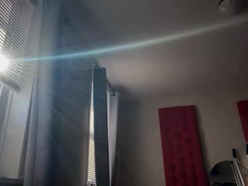 Thebombxoxo Chaturbate stream image from January 09, 2025
