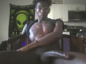 Kingnazo12 Chaturbate stream image from January 09, 2025