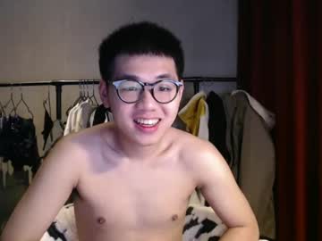 Handsome_Mannn Chaturbate stream image from January 09, 2025