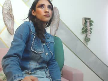 Roxana_Cyrano Chaturbate stream image from January 09, 2025