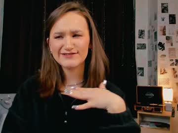 Yourseekinglove Chaturbate stream image from January 09, 2025